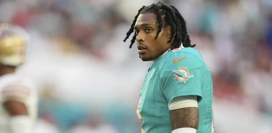 DOLPHINS AND STEELERS MAKE A TRADE