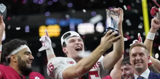 Indiana’s Fernando Mendoza Makes History With Heisman Trophy Win in New York City